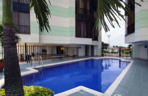 Villers-sur-Mer Apartment | HUGE Penthouse in Cali Midtown. The View!