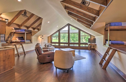Vian Cabin | Huge Vian Family Retreat: Hot Tub + Game Room