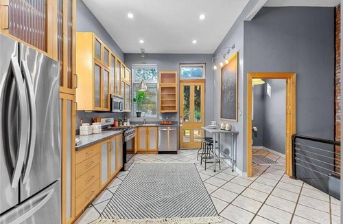 Lafayette Square House | Huge Victorian Home in Historic Lafayette Square