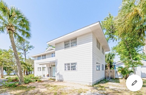 Gwaltney Estate House | Huge waterfronthome on historic St. Andrews Bay