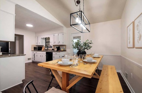 Lawrenceville House | Huge Yard/Pool Table/Double Decks 5beds/3Ba