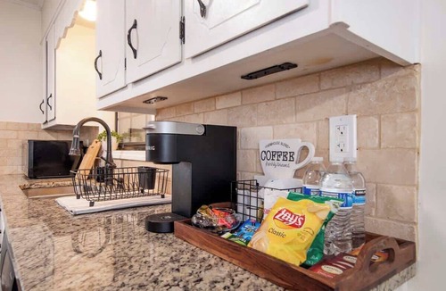 Lawrenceville House | Huge Yard/Pool Table/Double Decks 5beds/3Ba