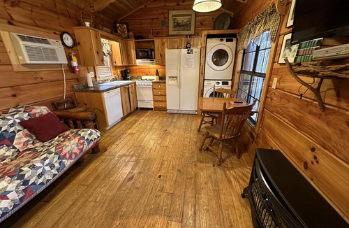 Candler Cabin | Hugs and Kisses! Great views, hot tub, Wi-Fi.