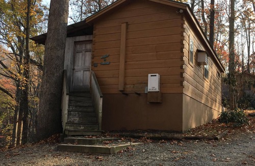 Candler Cabin | Hugs and Kisses! Great views, hot tub, Wi-Fi.