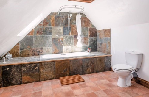 Shoscombe Cabin | Huish Lodge