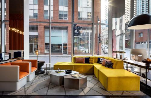 International District Hotel | Humaniti Hotel Montreal, Autograph Collection