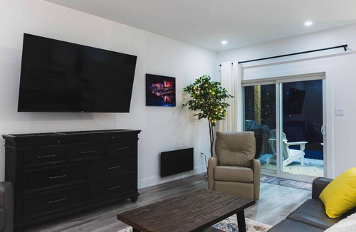 Pasadena House | Humber Valley Beachfront House