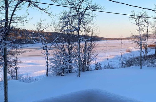 Pasadena House | Humber Valley Lakefront Cabin