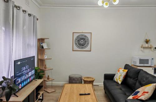 Heathmont Apartment | Humble Abode near Ringwood