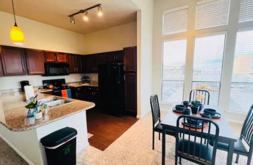 Pearland Apartment | Humble Abode ~ New 2 Bedroom~ Like Home~Vaulted Ceilings~Spacious