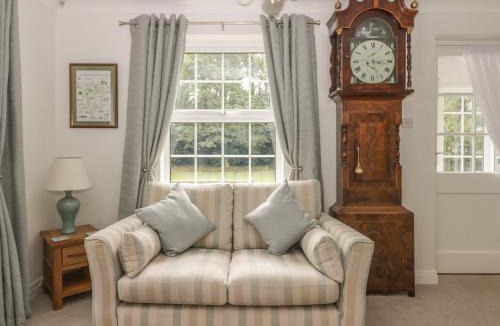 Wold Newton House | Humble Bee Cottage