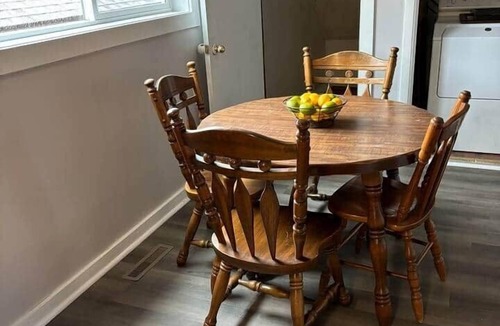 Pine City House | Humble Creek Manor