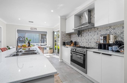 Lake Hume Village House | Hume Have - Lake Hume