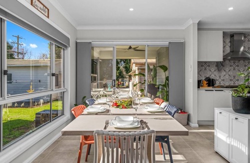 Lake Hume Village House | Hume Have - Lake Hume