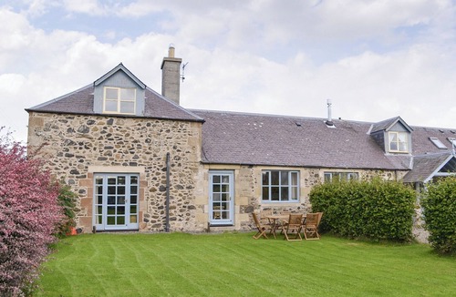 Kelso Cottage | Hume Orchard Steading