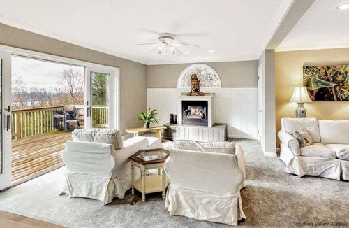 Glenford House | Hummingbird Cottage