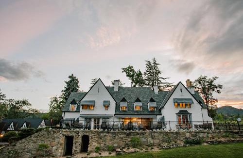 Medford Bed & Breakfast | Hummingbird Estate