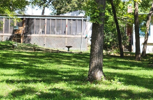 Pittsburg House | Hummingbird Haven LLC