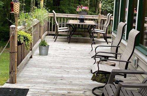 Ozone Cottage | Hummingbird Hideaway