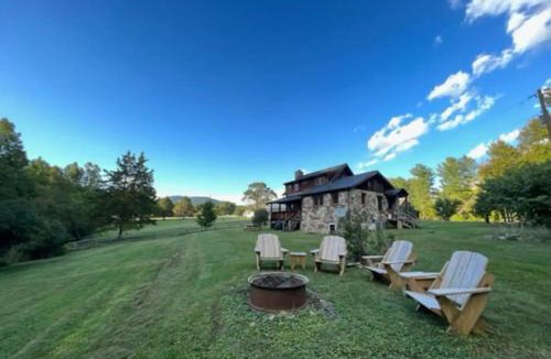 Dyke House | Hummingbird's Rest - Wine Country Cabin Retreat