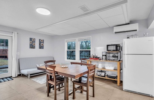 Starkville Apartment | Hummingbird Studio, Work or Study, Quiet area