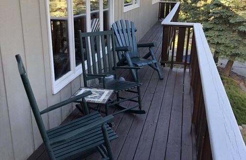 Carriage Hills House | Hummingbird Treehouse
