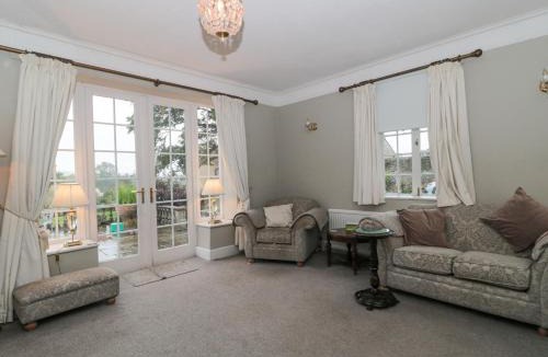 Temple Cloud House | Humphreston House