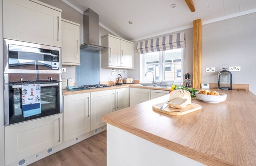 Leiston Cottage | Hunky-Dory - Sleeps 4