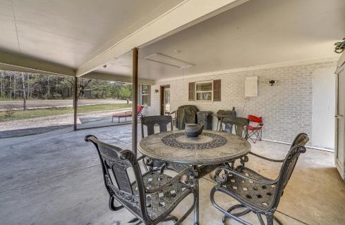 Lockesburg House | Hunt, Fish & Birdwatch: Peaceful Lockesburg Escape