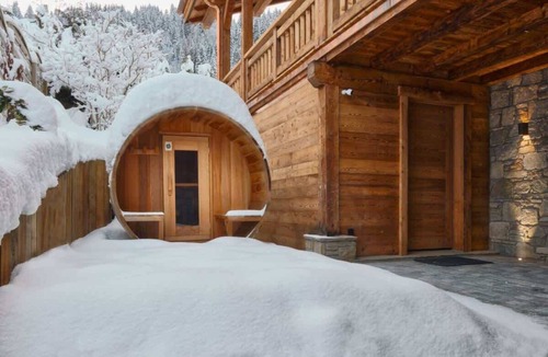 Morzine Ski Chalet | Hunter Chalets - Lodge des Nants - Fully Catered