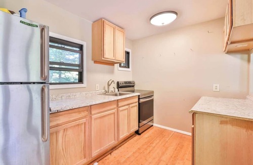 Jewett Center House | Hunter Group Retreat | 4 Separate Units & Atrium