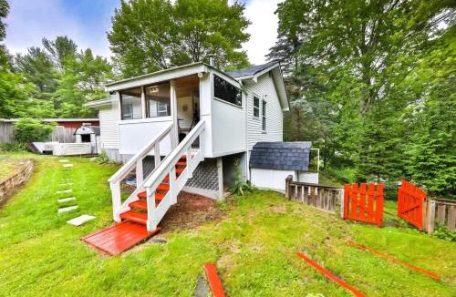 Hunter House | Hunter Hideaway with Hot Tub