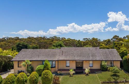 Castlemaine House | Hunter House - Castlemaine