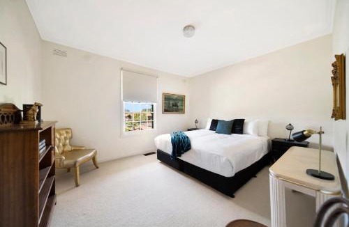 Castlemaine House | Hunter House - Castlemaine