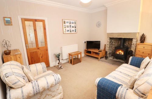 Penistone House | Hunter House, Sheffield