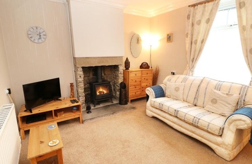 Penistone House | Hunter House, Sheffield