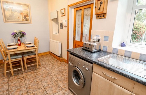 Penistone House | Hunter House, Sheffield