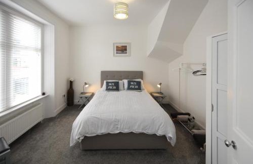 Prestwick House | Hunter Links Cottage