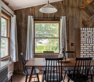 Hunter House | Hunter Mountain View Cabin