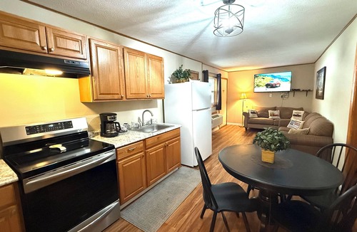 Indian Point Resort | Hunter's Friend Resort