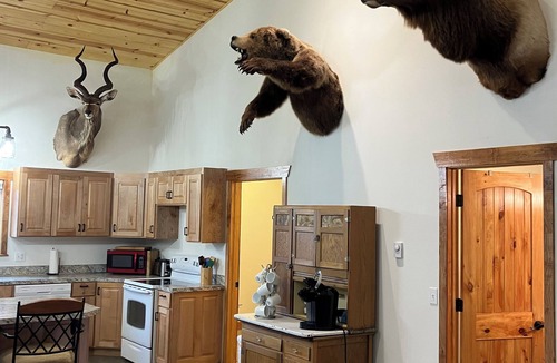 Oak Harbor Apartment | Hunter's Haven