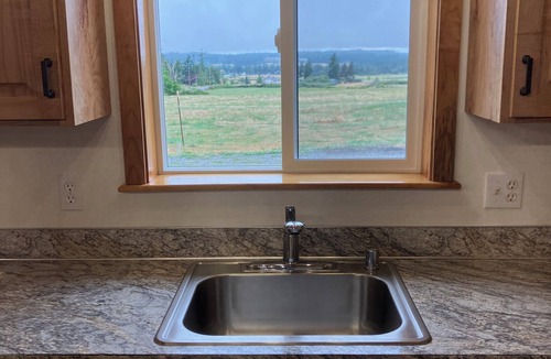 Oak Harbor Apartment | Hunter's Haven