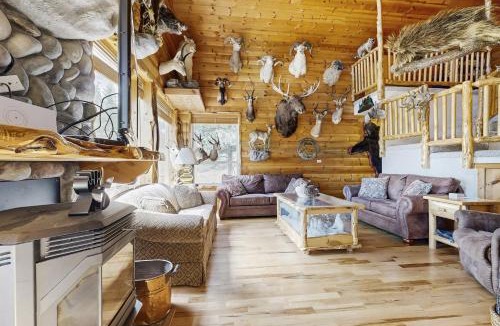 New Meadows House | Hunter's Paradise