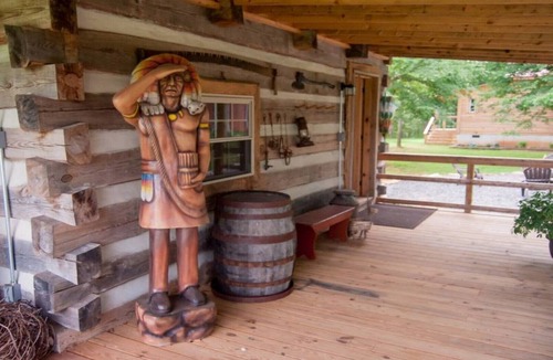 Crystal Hill Cabin | Hunter's Retreat at Springfield 1842