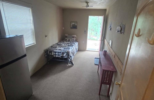 Mayhill Cabin | Hunter's Shack - Bear Cabin