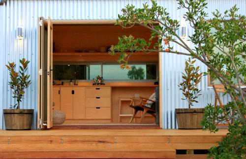 Pokolbin House | Hunter Valley Vineyard Cabin by Outpost