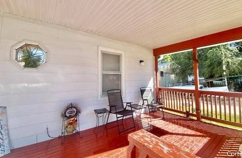 Palisade House | Hunters and Anglers welcomed