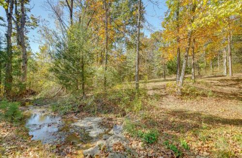 Glover House | Hunters Welcome! Creekside Missouri Ozarks Cabin