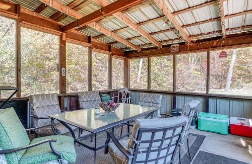 Glover House | Hunters Welcome! Creekside Missouri Ozarks Cabin