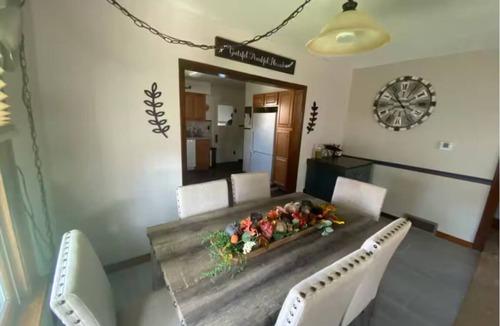 Palisade House | Hunters Welcome